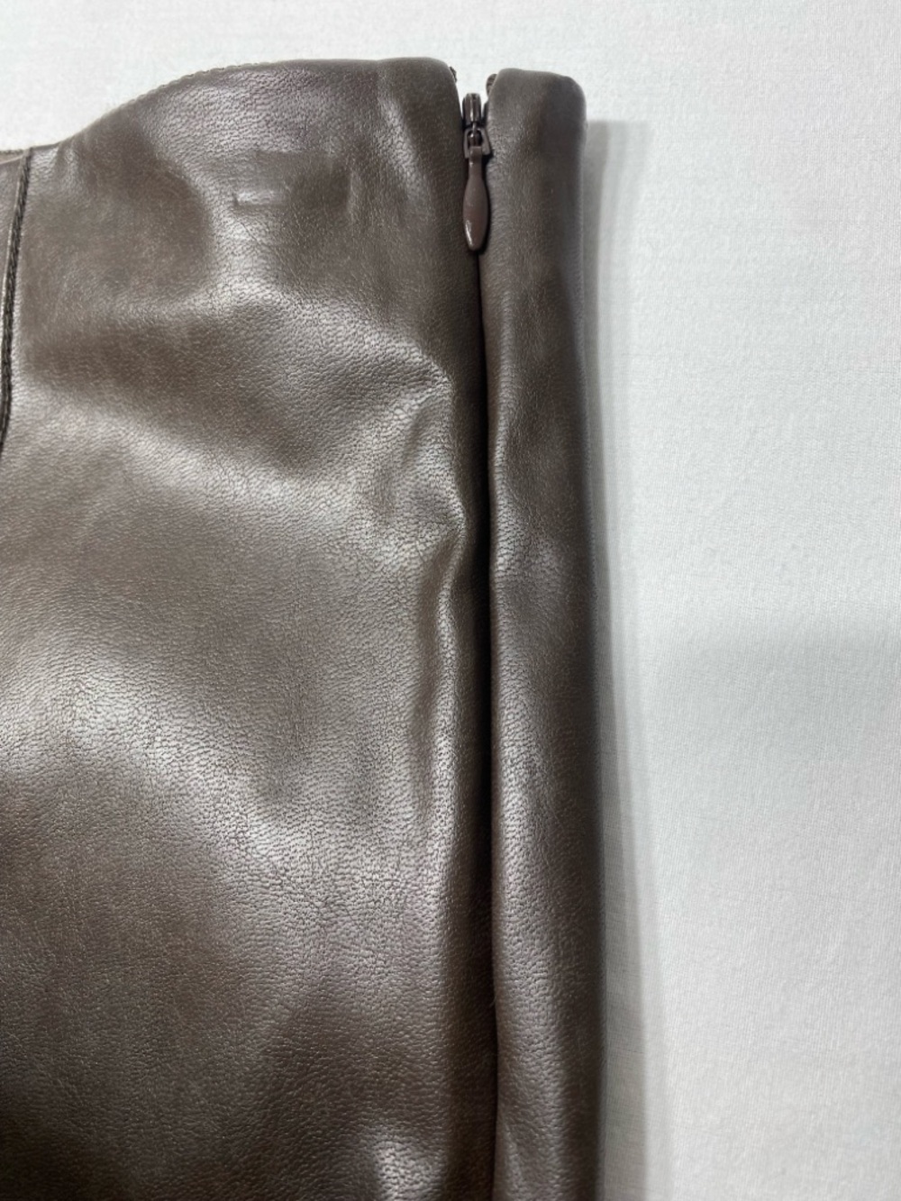 Babaton Brown Faux Leather Skinny Pants Women’s Size 10 - Picture 7 of 10